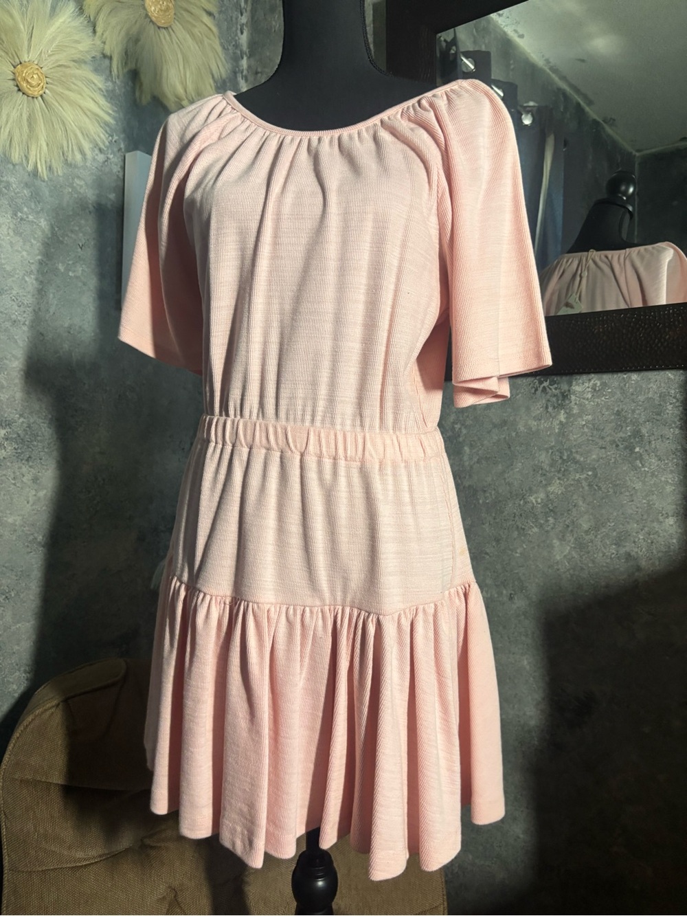 Light Pink Tiered Mini Dress with Flutter Sleeves - Picture 6 of 11
